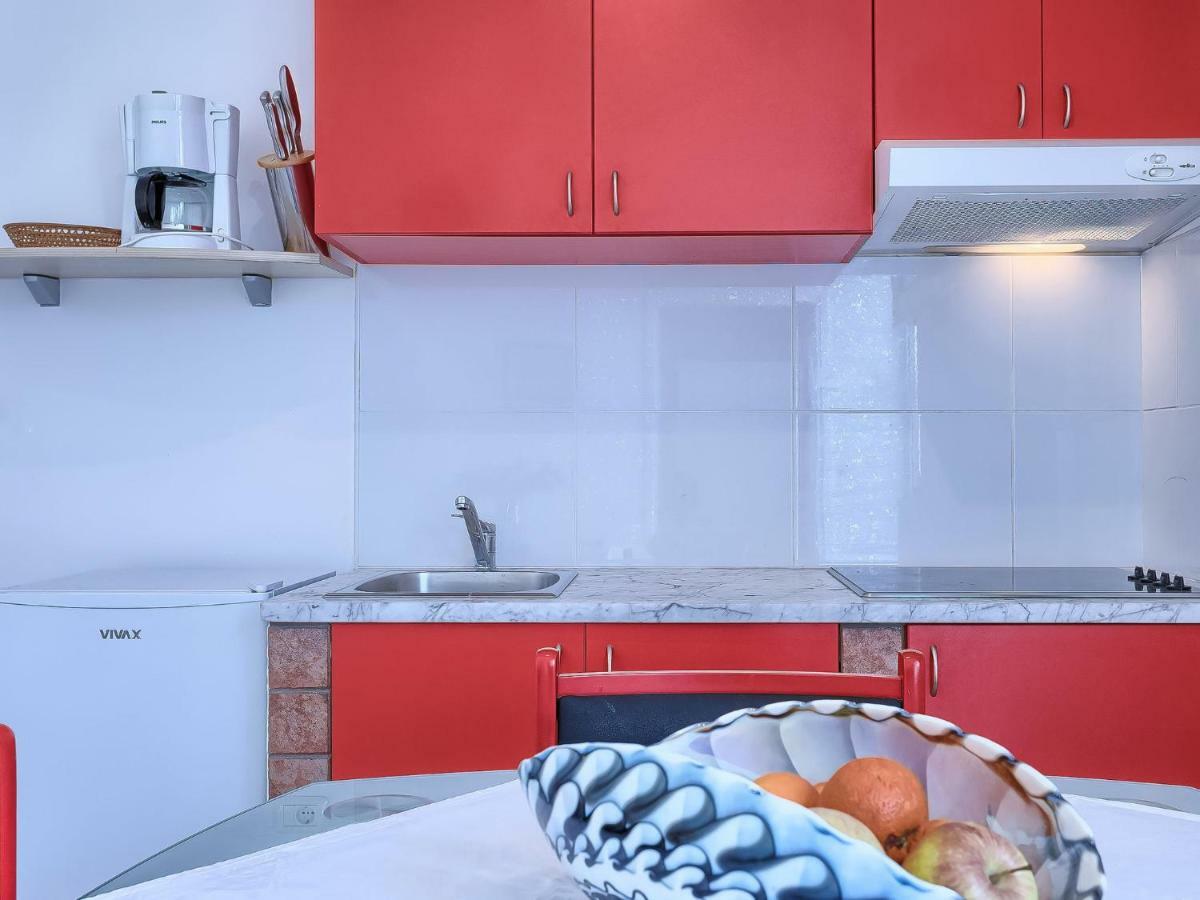 Apartment Nika-5 By Interhome อูมัค ภายนอก รูปภาพ
